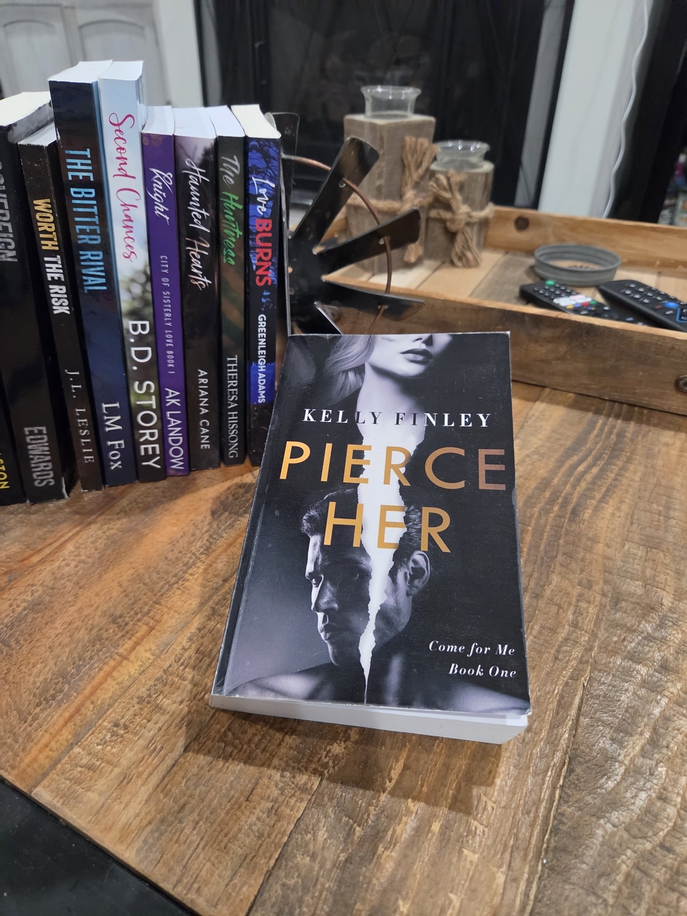 Kelly Finley "Pierce Her" Paperback Book - Black & Gold Cover